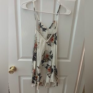Floral flowy tank